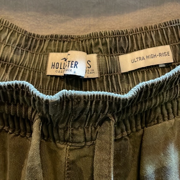 Hollister Camo Pants - Picture 5 of 5
